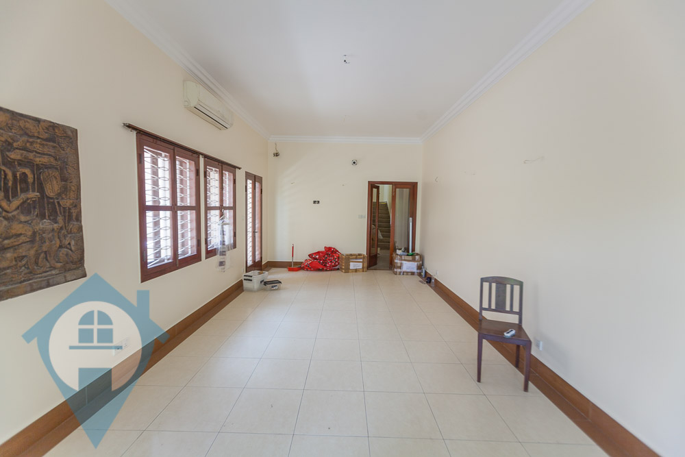 13 Room Commercial Villa in 7 Makara | Phnom Penh