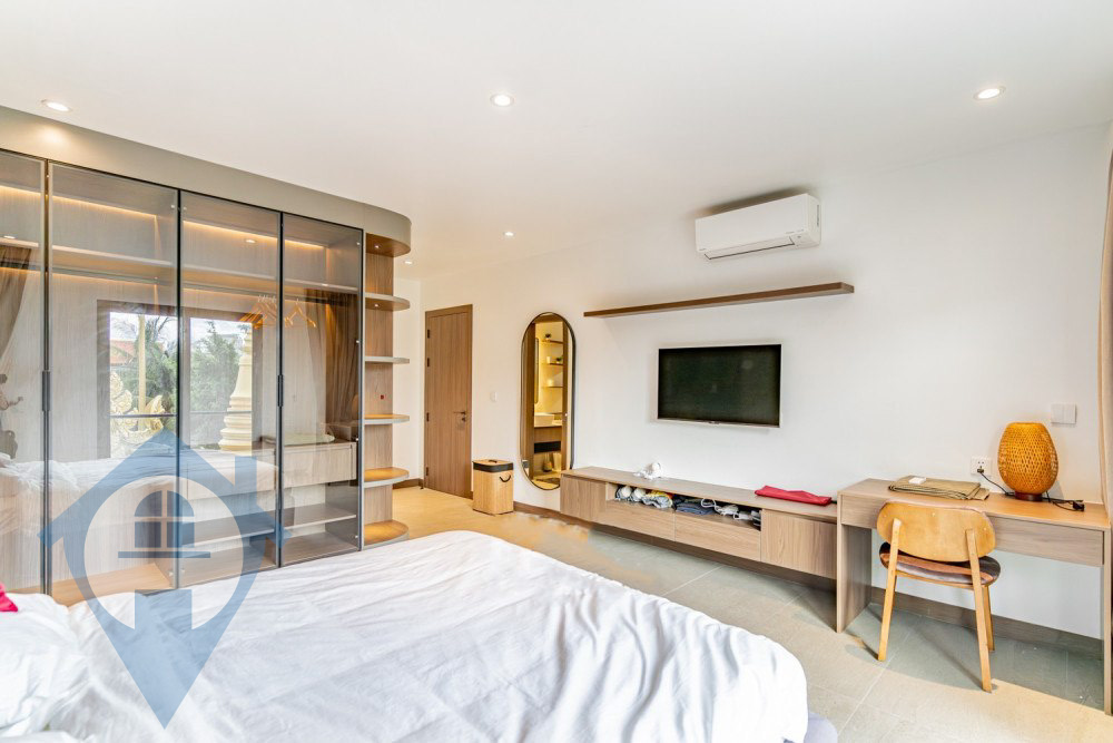Renovated Duplex 3 Bedroom Apartment For Rent in Daun Penh | Phnom Penh