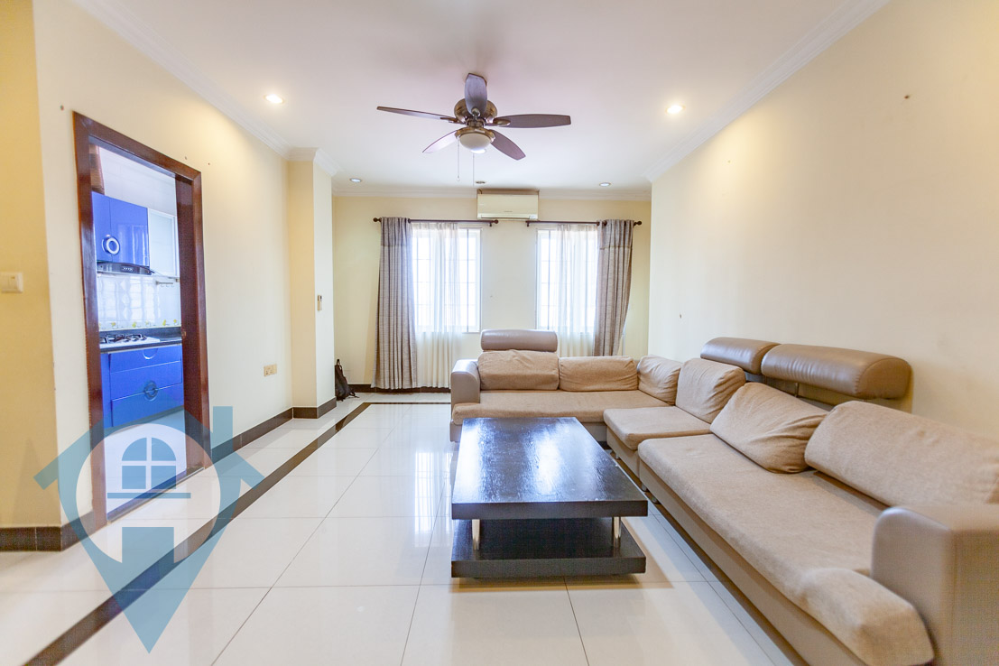 ''2 Bedroom Close to Independence Monument | Phnom Penh Real Estate''