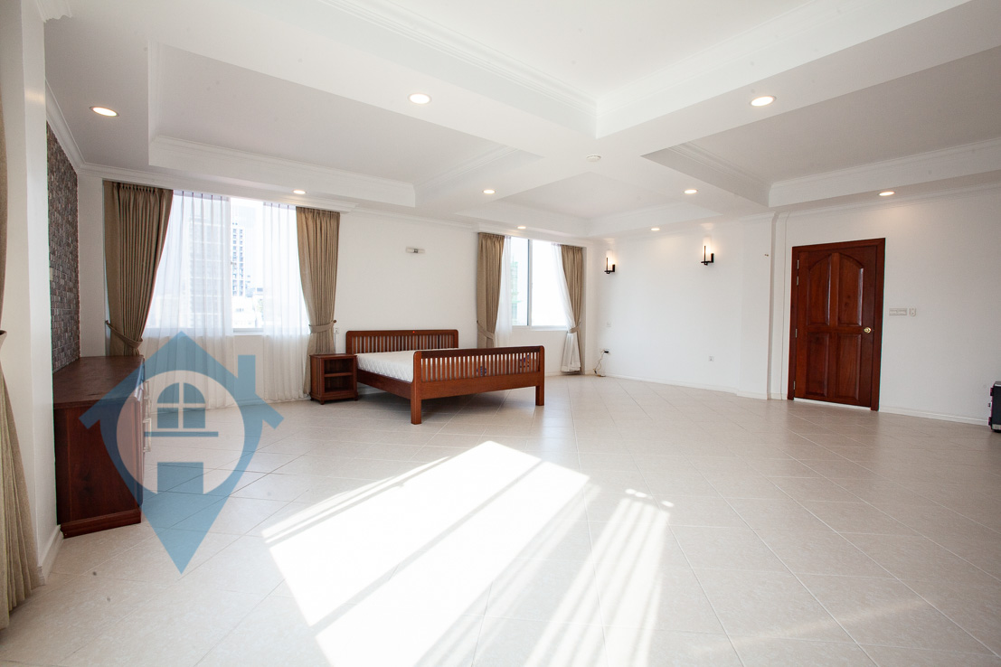 ''4 Bedroom Penthouse In BKK1 | Phnom Penh Real Estate''