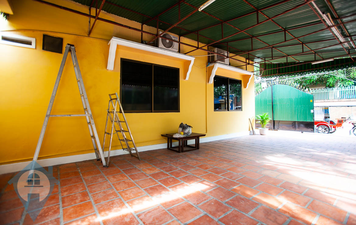 ''Family Sized Three Bedroom Villa Near Russian Market | Phnom Penh Real Estate''