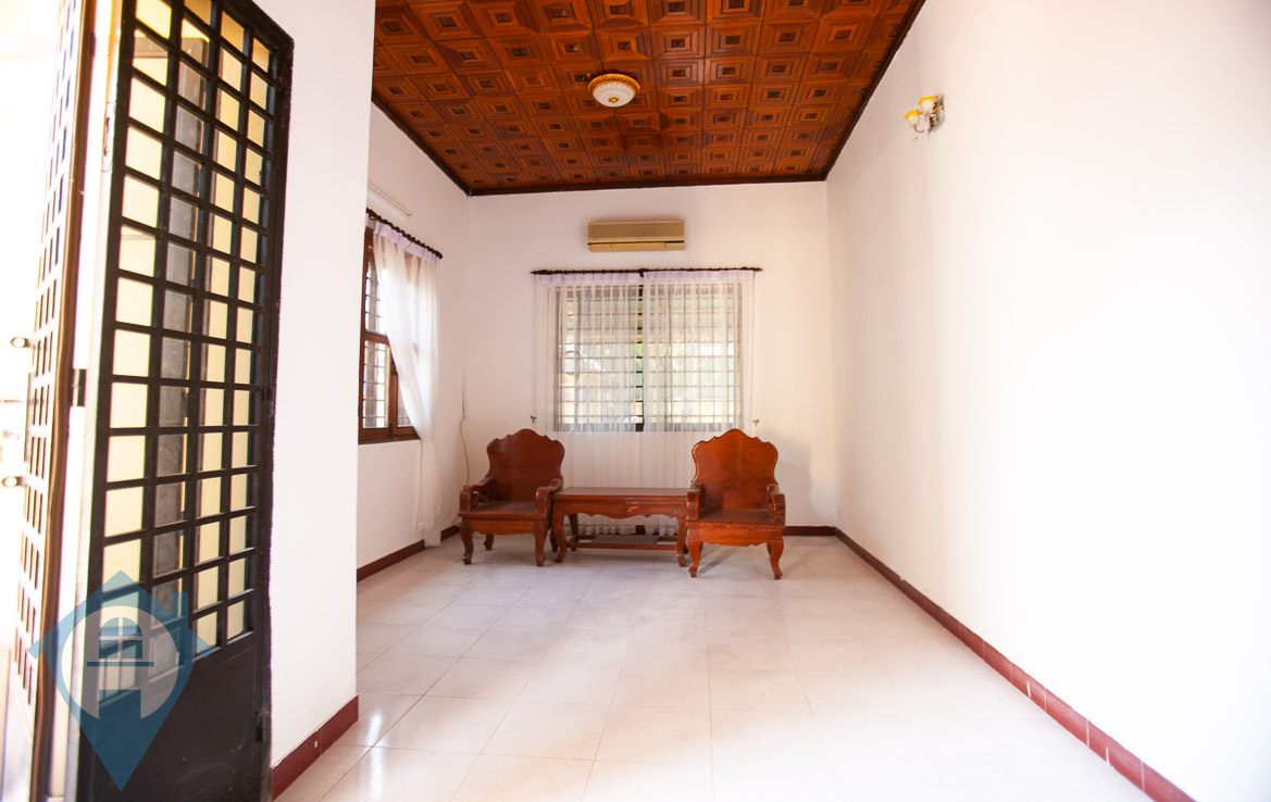 ''Family Sized Three Bedroom Villa Near Russian Market | Phnom Penh Real Estate''