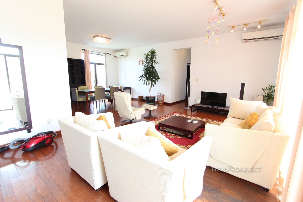 Large Terrace 3 Bedroom Apartment in Daun Penh | Phnom Penh