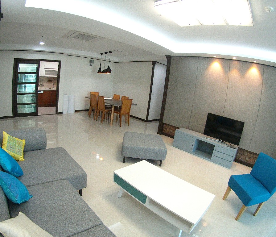 Modern 3 bedrooms apartment in Bkk1 | Phnom Penh