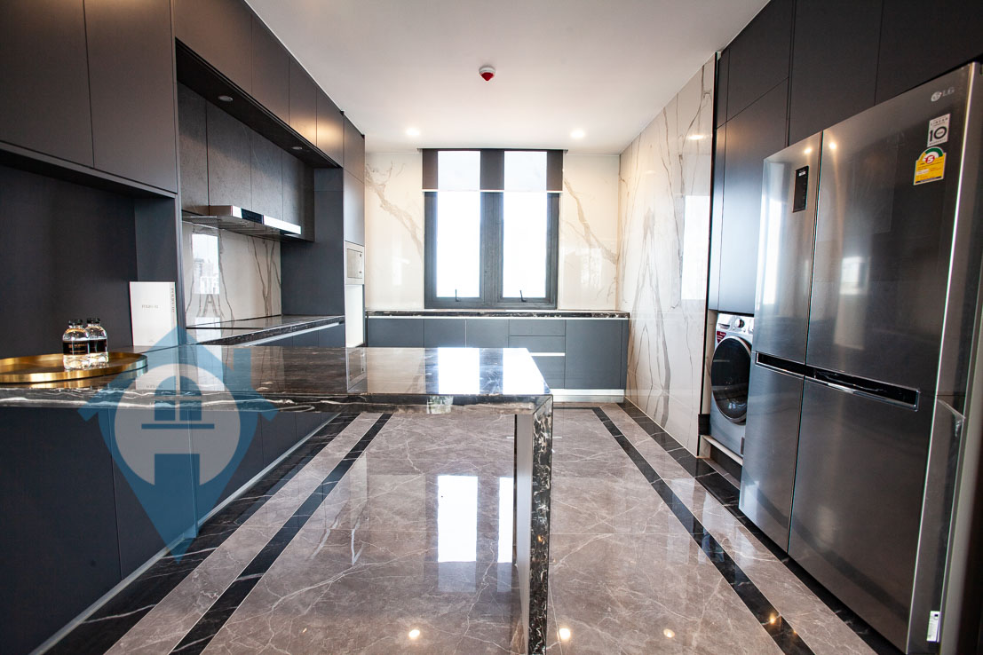 ''Penthouse 3 Bedroom Apartment in Central BKK1 | Phnom Penh Real Estate''